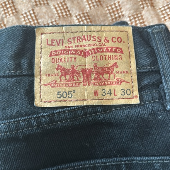 Levi Black 505 Men’s Straight Fit Distressed Jeans 34x30 - Picture 4 of 4